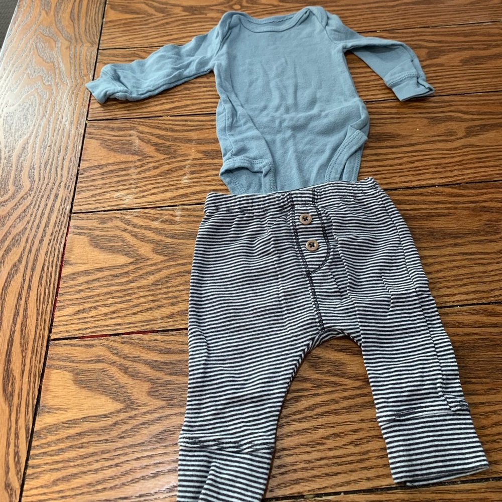 Carter’s comfy onesie and pants